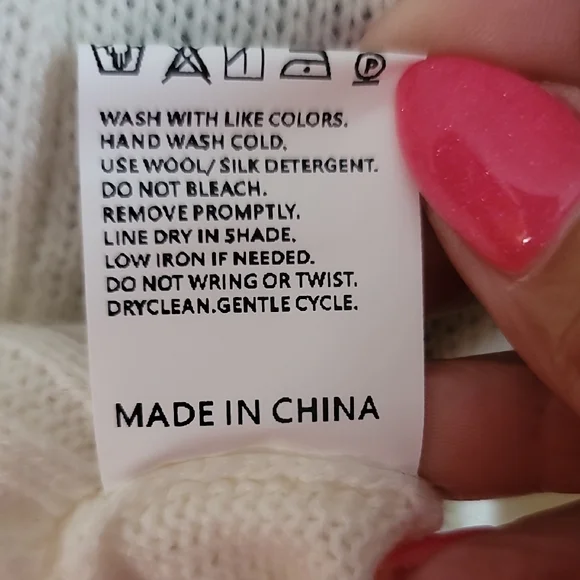 Red and White Crew Neck Sweater with Flag Design - Picture 8 of 8